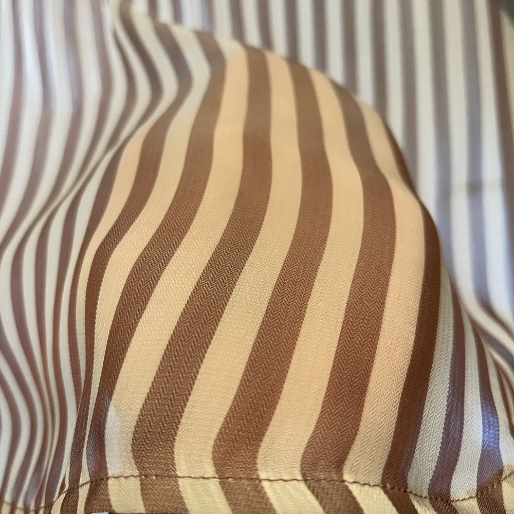 Sheer white and mauve type pink. Buttons on front - Picture 6 of 6